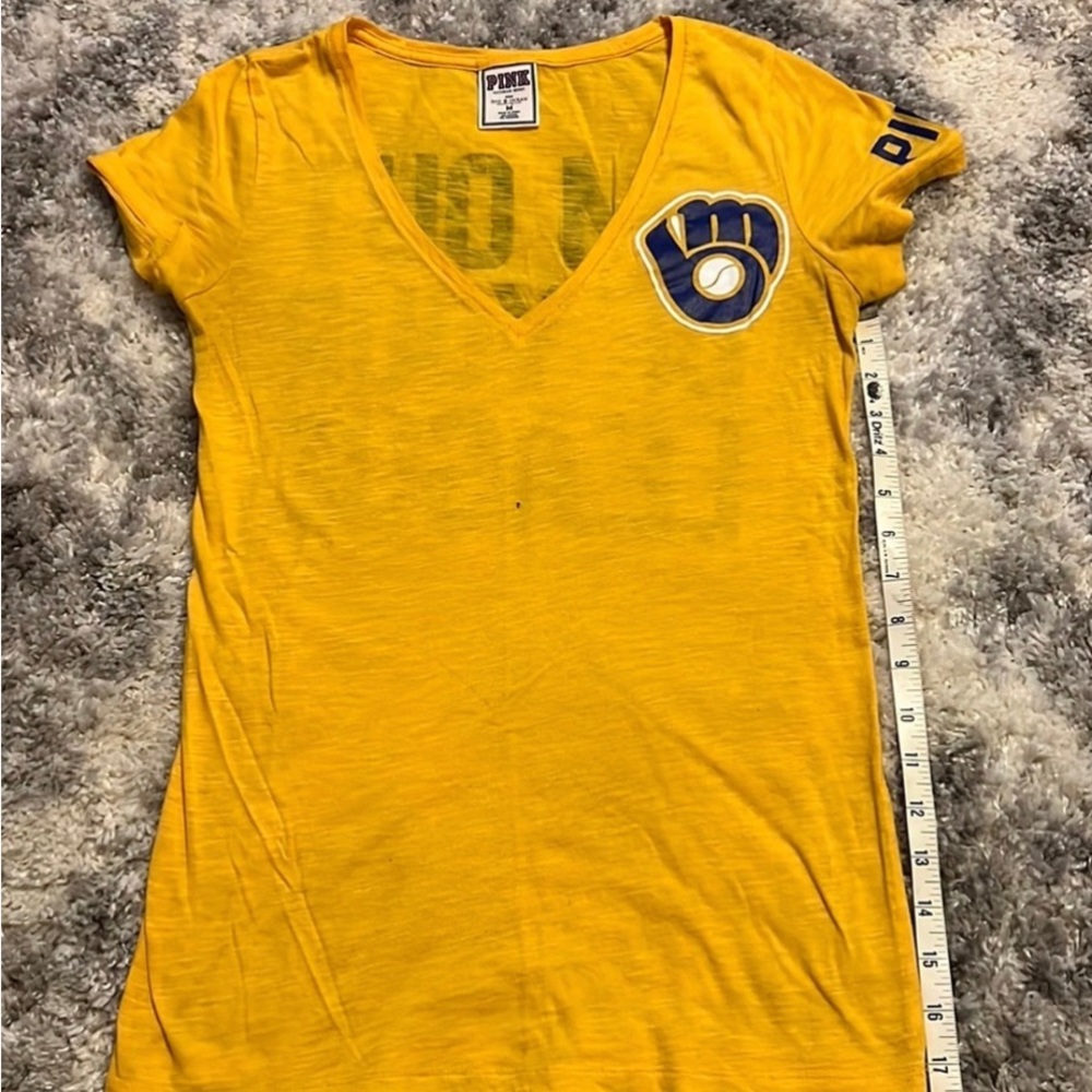 Milwaukee Brewers Victoria’s Secret PINK I’m Out Of Your League Baseball Tee Med